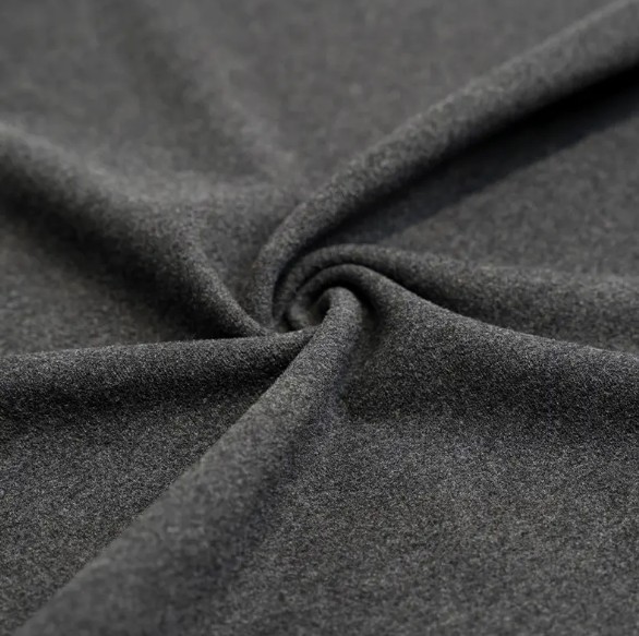 Welche Vorteile dieses thermischen Stoffes haben im Vergleich zu gewöhnlichen Fleece -Stoffen?